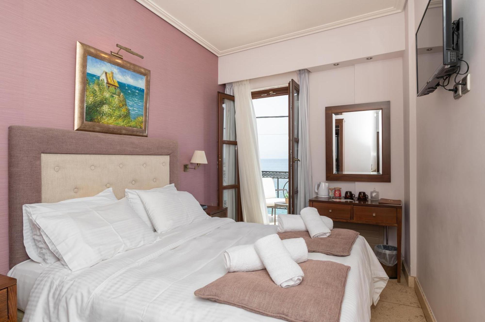 La Boheme Hotel Gytheio Exteriör bild